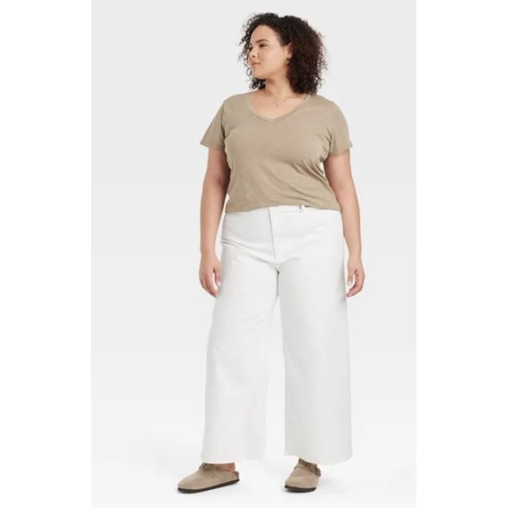 Universal Thread Women's High Rise Sailor Wide Leg Ankle Jeans‎ in White Size 17